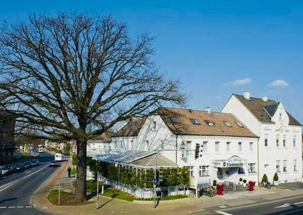 Hotel Friedenseiche Neukirchen-Vluyn Eksteriør billede