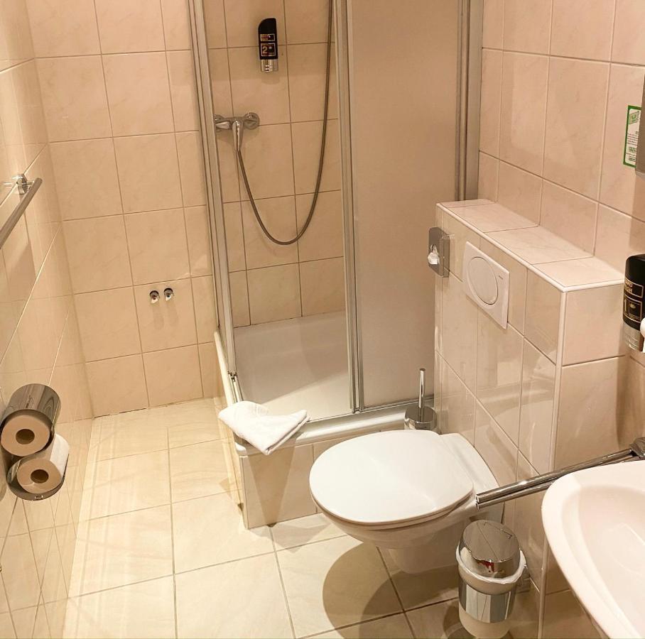 Hotel Friedenseiche Neukirchen-Vluyn Eksteriør billede