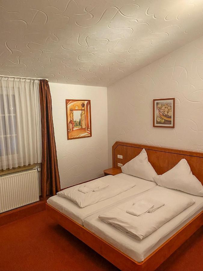 Hotel Friedenseiche Neukirchen-Vluyn Værelse billede